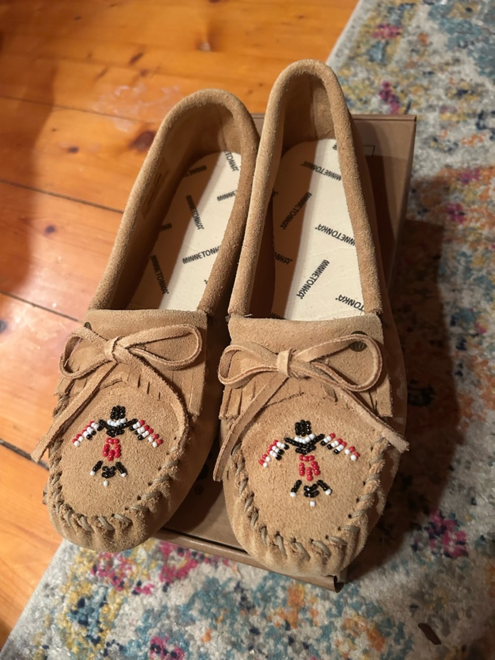 Brand new! Minnetonka Thunderbird Animikii Moccasin Slipper